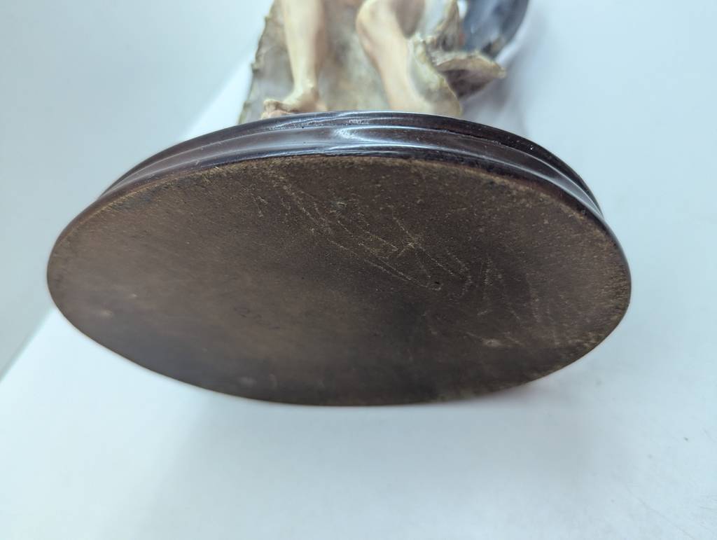 HV11095 FIGURA DE RESINA - Imagen 6