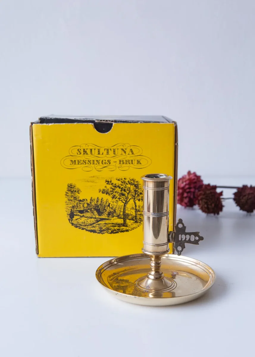 Candelero sueco latón Skultuna 1990 en embalaje original (11,5 cm)
