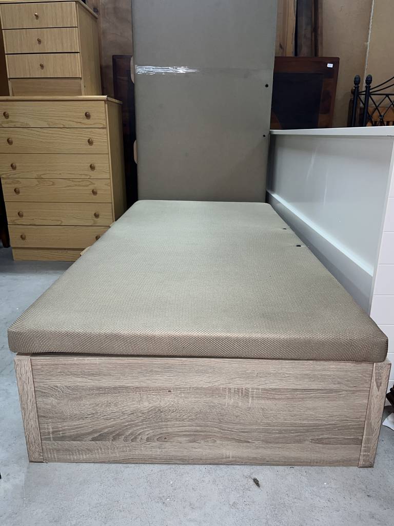 HV10614 CANAPÉ DE 90X190CM - Imagen 4